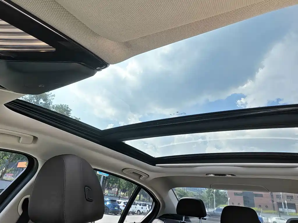 BMW i3 — миниатюра 15