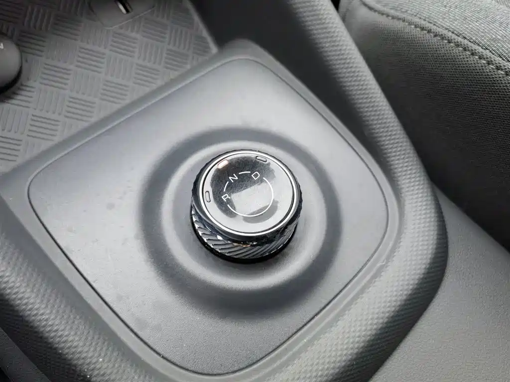 WULING WULING HONGGUANG NEW ENERGY