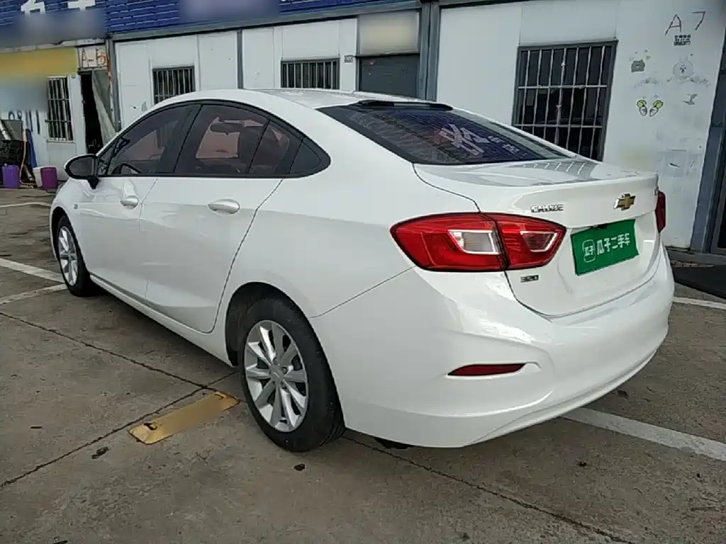 Chevrolet Cruze — миниатюра 5