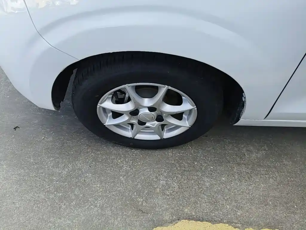 Roewe Clever — миниатюра 23