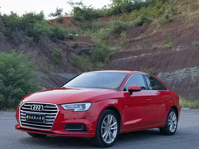 AUDI  A3 2019