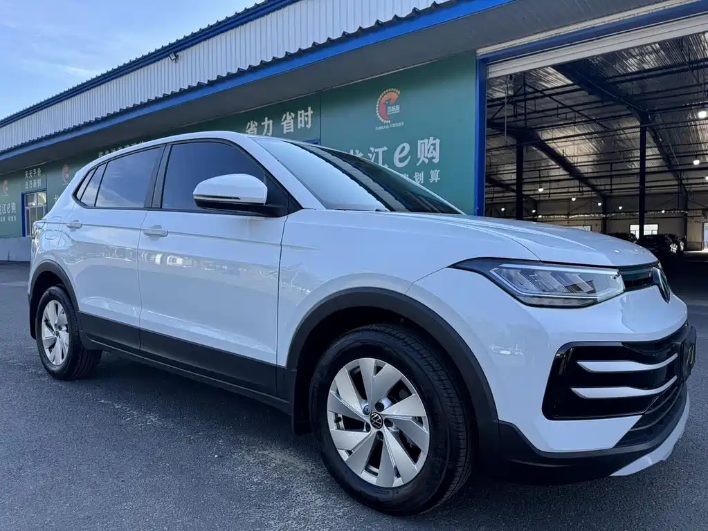 Volkswagen Tharu — миниатюра 4