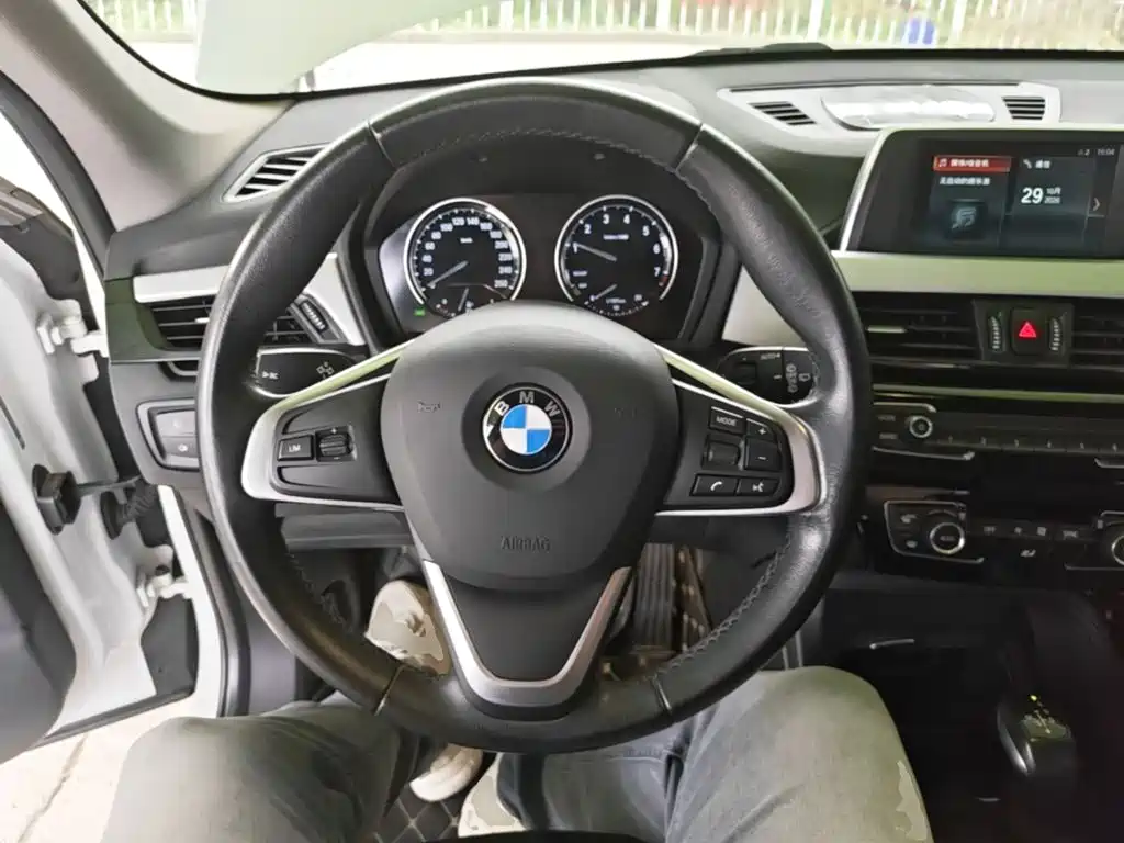 BMW X1 — миниатюра 11