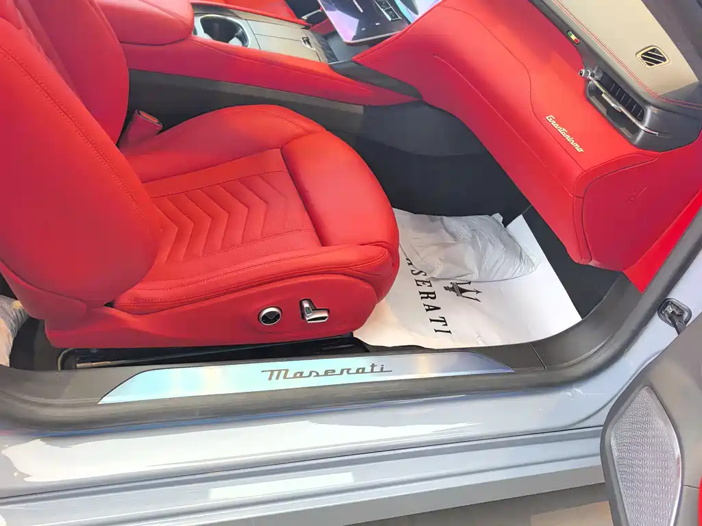 Maserati GranTurismo 2023 3.0T Modena