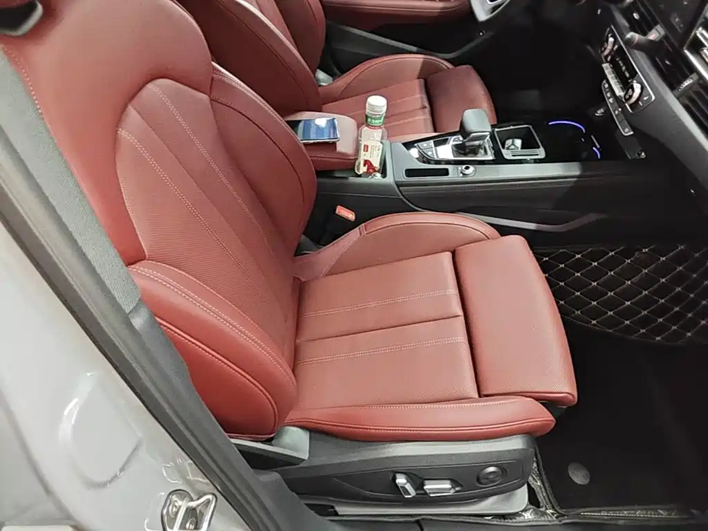 Audi A4L — миниатюра 25