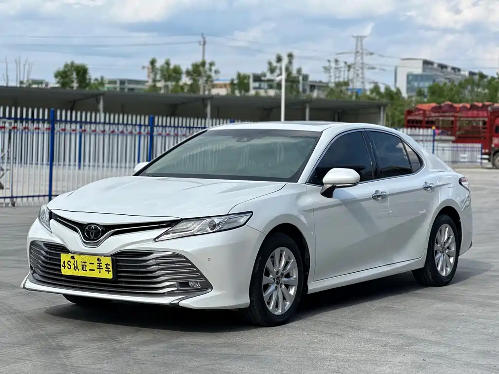 Toyota Camry 2019
