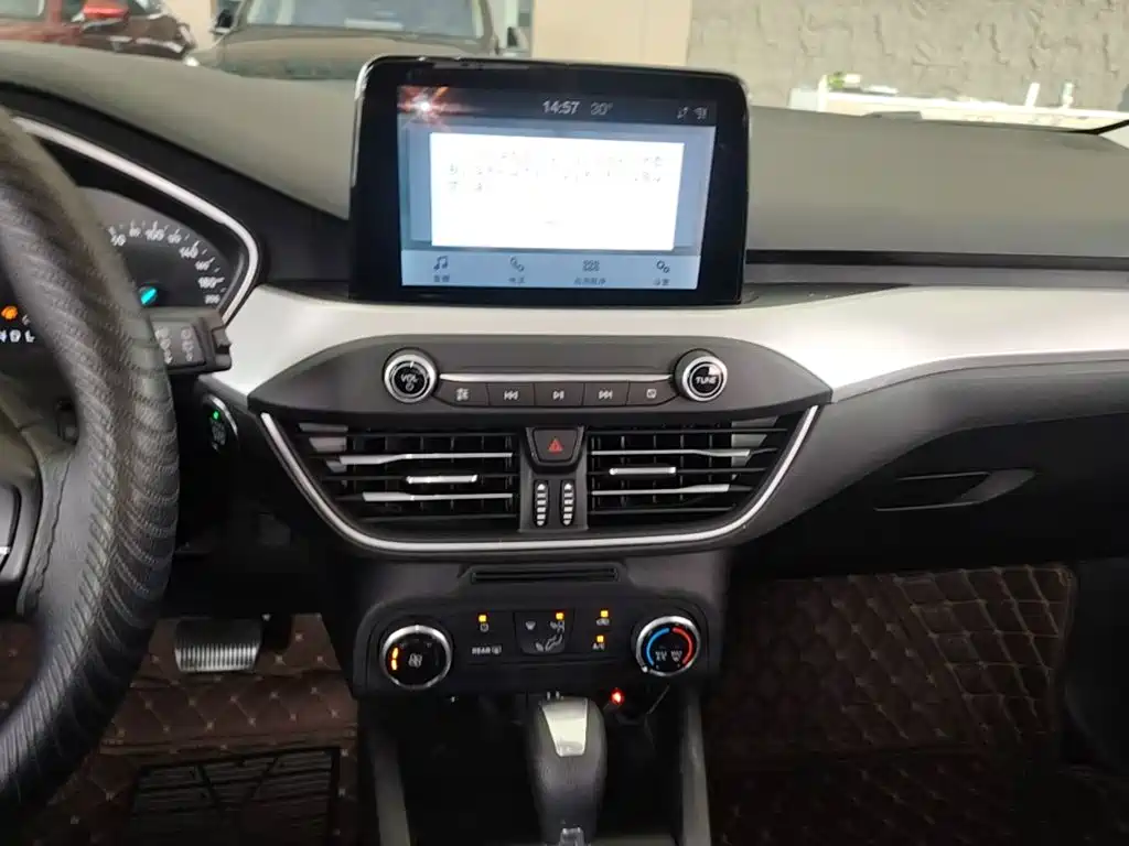 Ford Focus — миниатюра 13