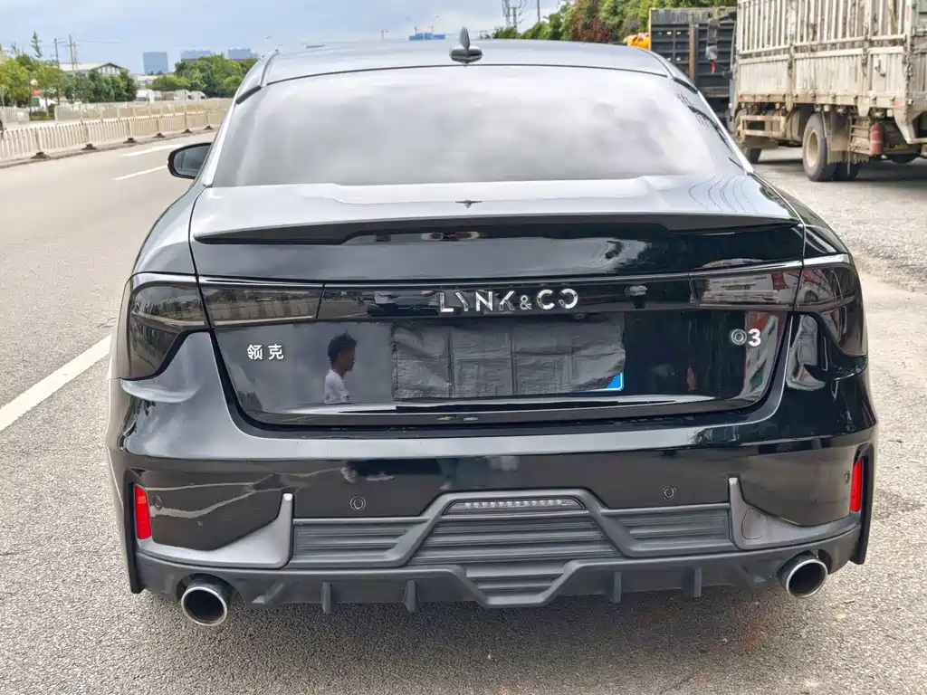 Lynk & Co 03 — миниатюра 7