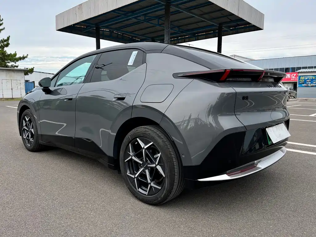 Lynk & Co Z20 — миниатюра 8