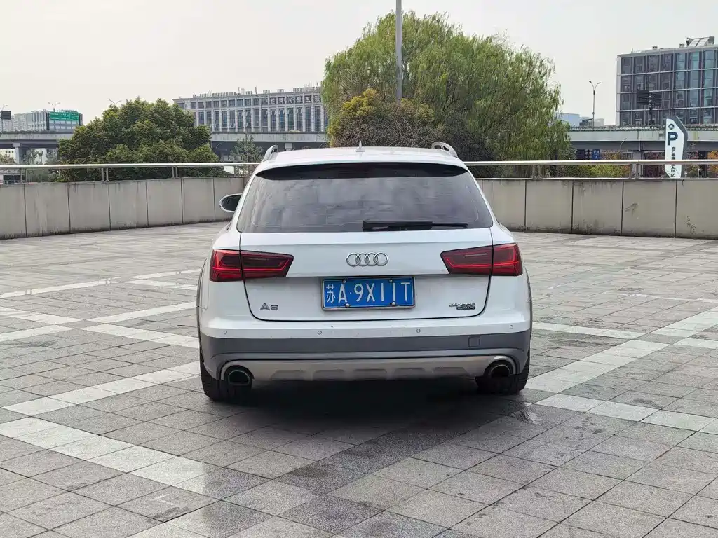Audi A6 2015 3.0T allroad quattro