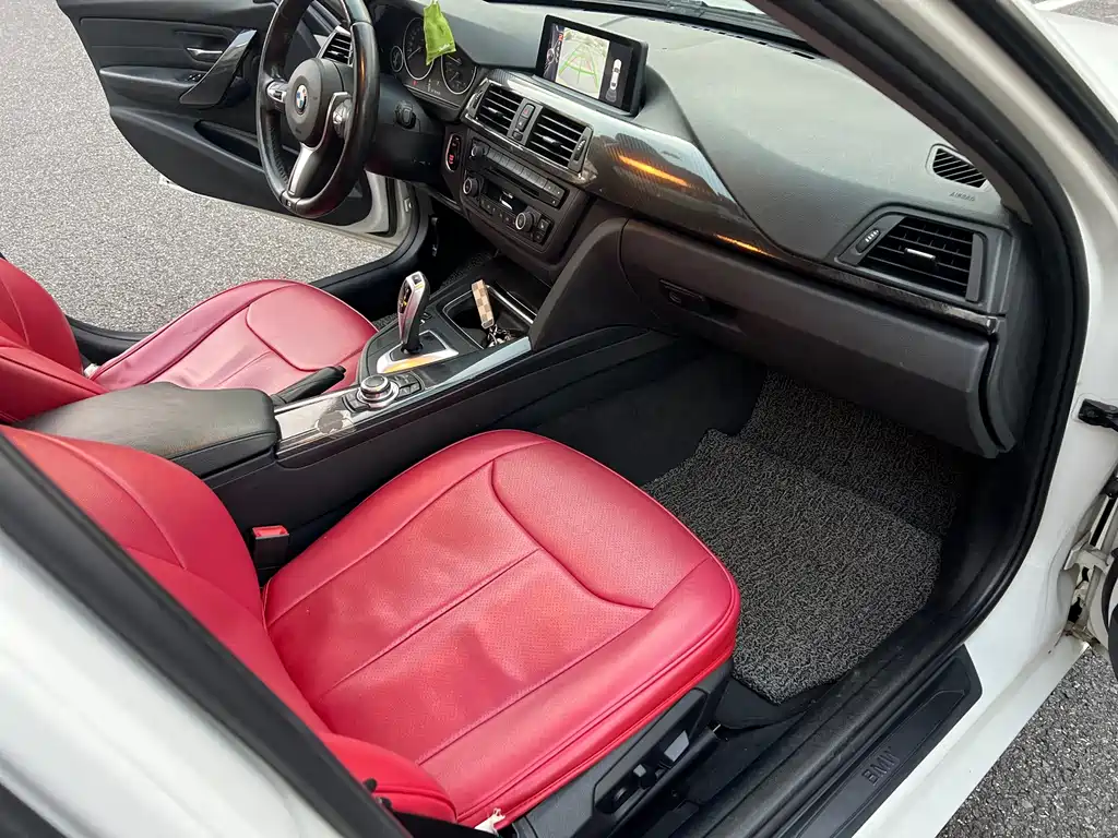 BMW 3 Series — миниатюра 10