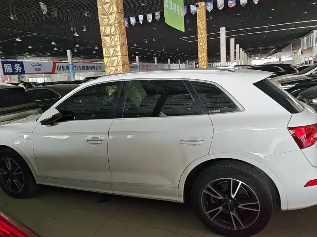 Audi Q5L — миниатюра 4