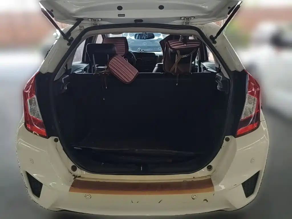 Honda Fit — миниатюра 24