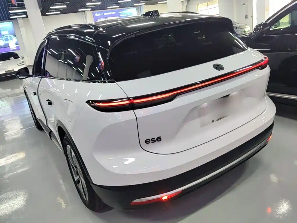 NIO ES6 — миниатюра 5