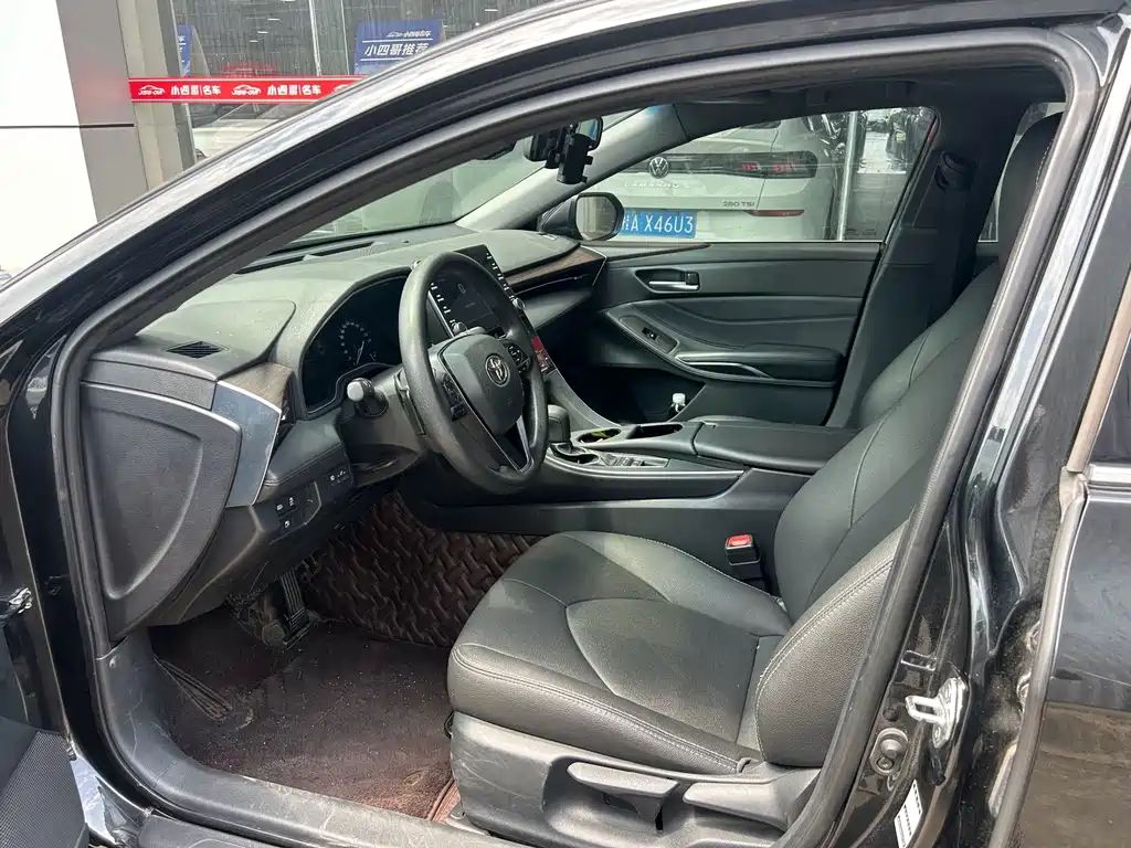 Toyota Avalon — миниатюра 7