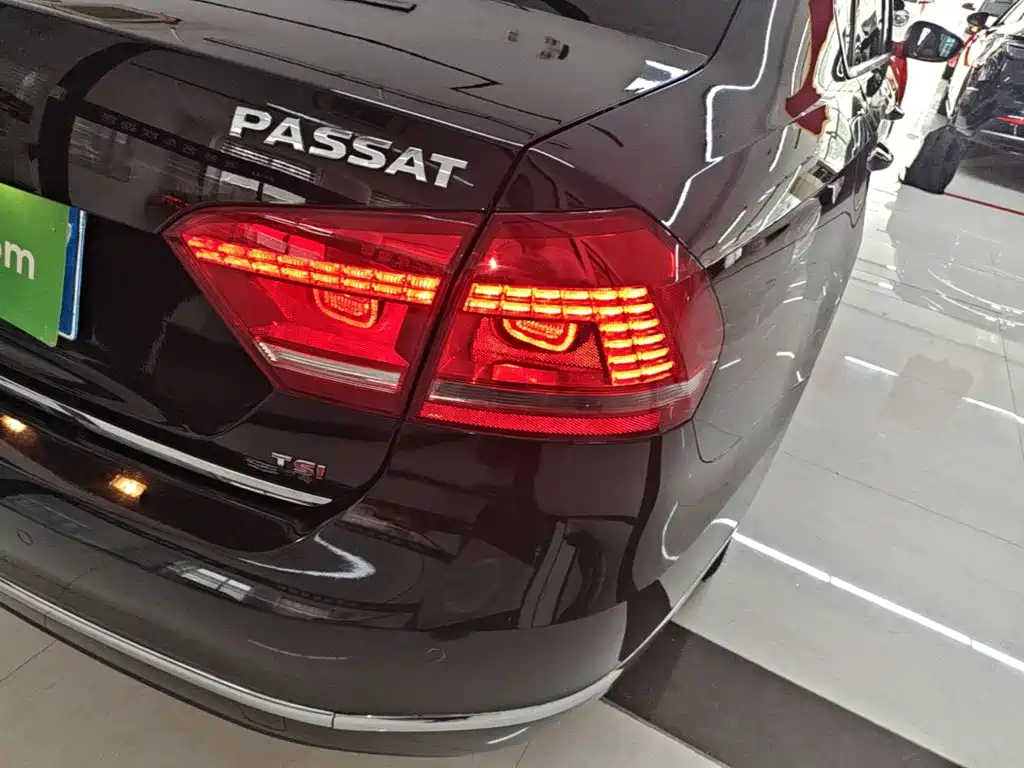 Volkswagen Passat — миниатюра 8