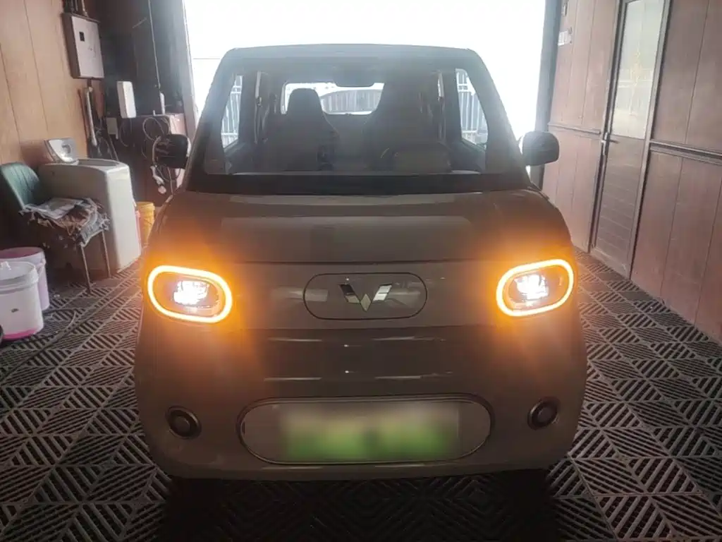 Wuling MINIEV — миниатюра 3