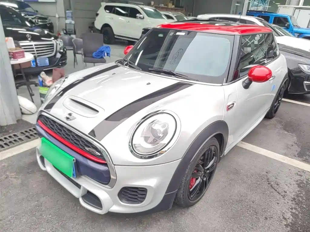 Mini Mini JCW 2016