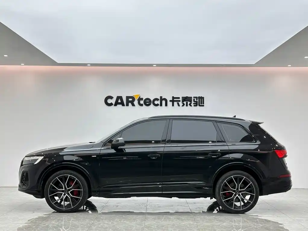 Audi Q7 — миниатюра 2