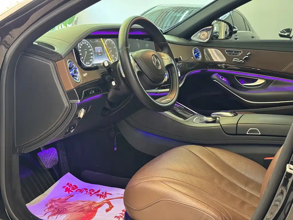 Mercedes-Benz S-Class — миниатюра 7