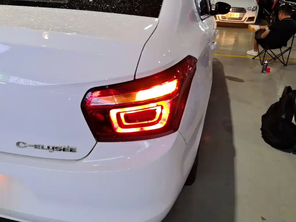 Citroen Elysee — миниатюра 8