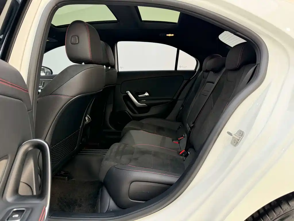 Mercedes-Benz A-Class — миниатюра 19