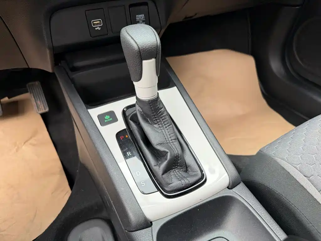 Honda Fit — миниатюра 9
