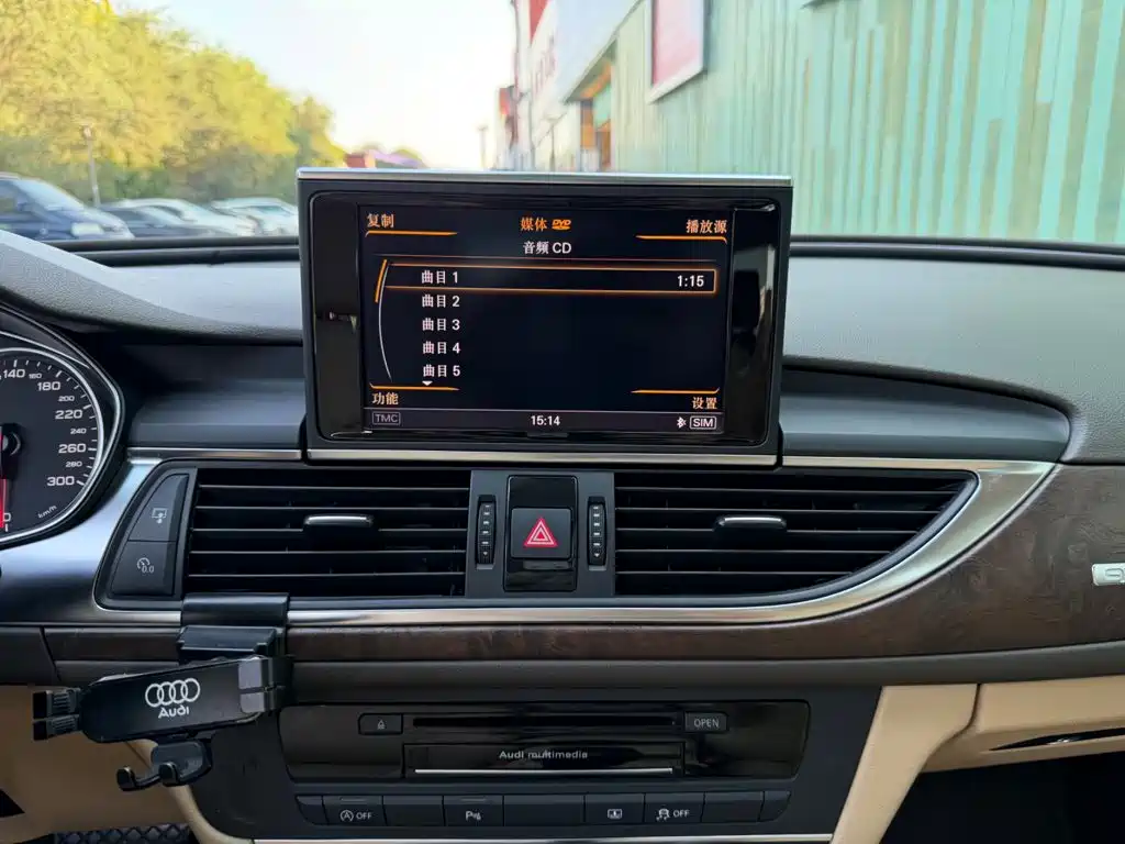 Audi A6L — миниатюра 6