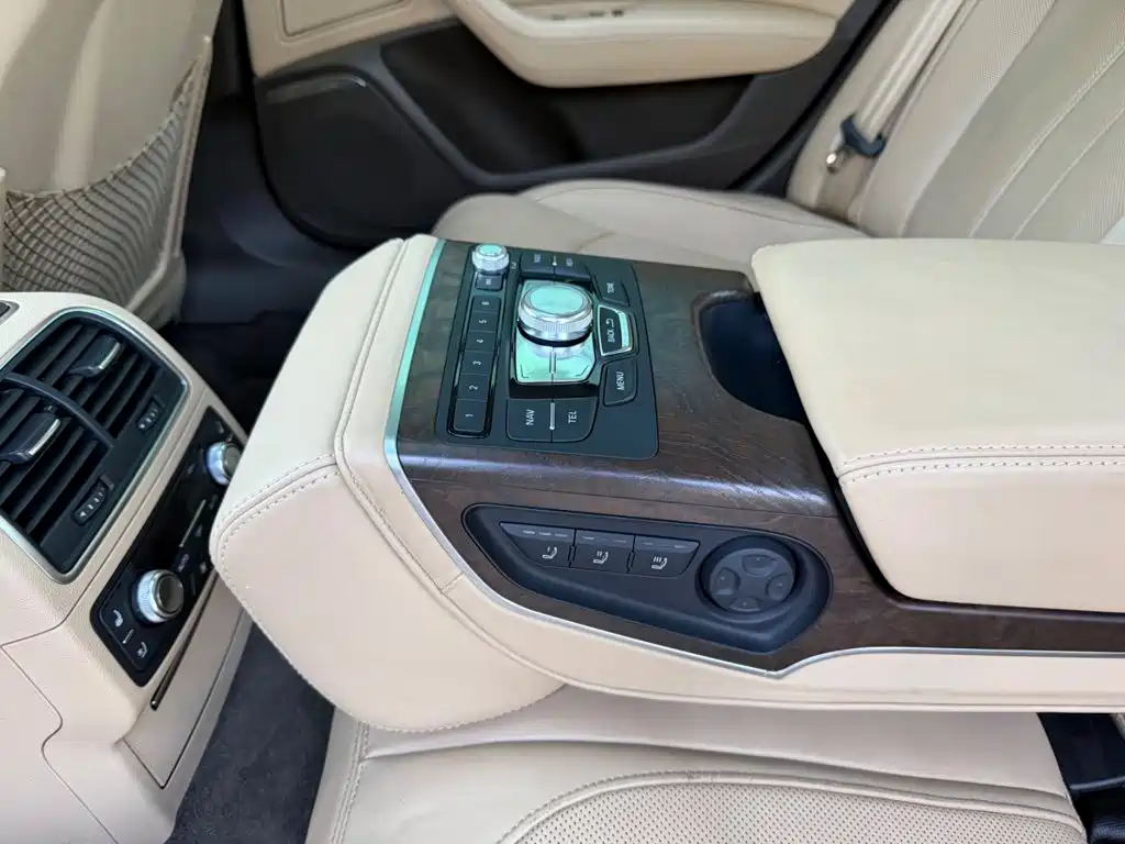 Audi A6L — миниатюра 13