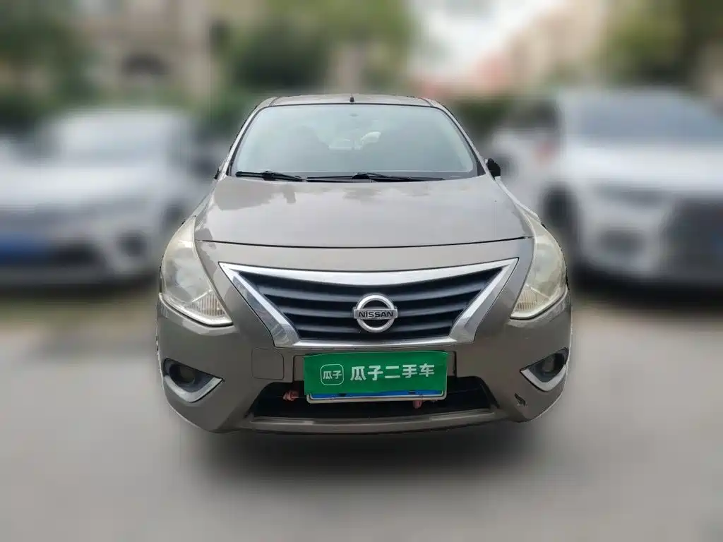 Nissan Sunny — миниатюра 2