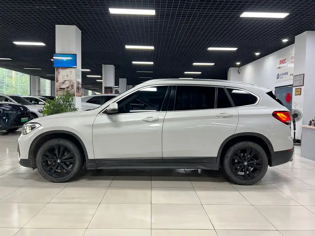 BMW X1 — миниатюра 3