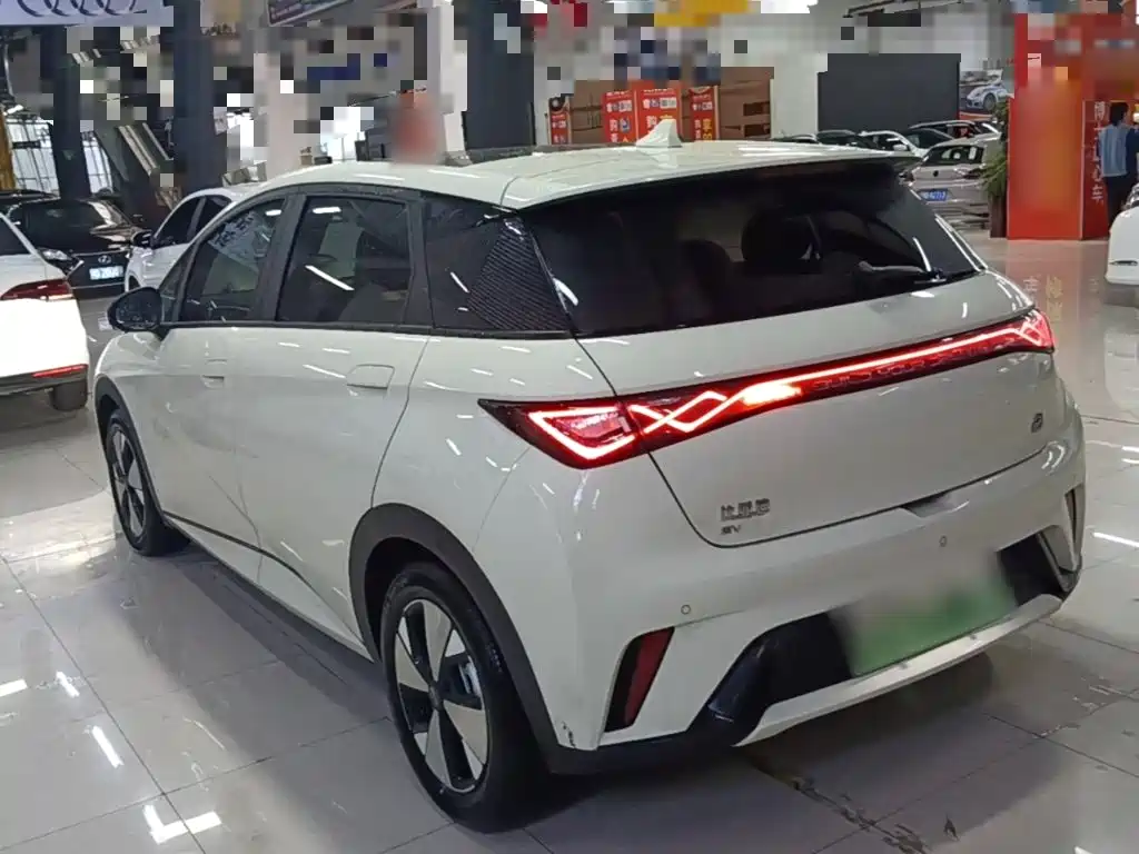 BYD Dolphin — миниатюра 5