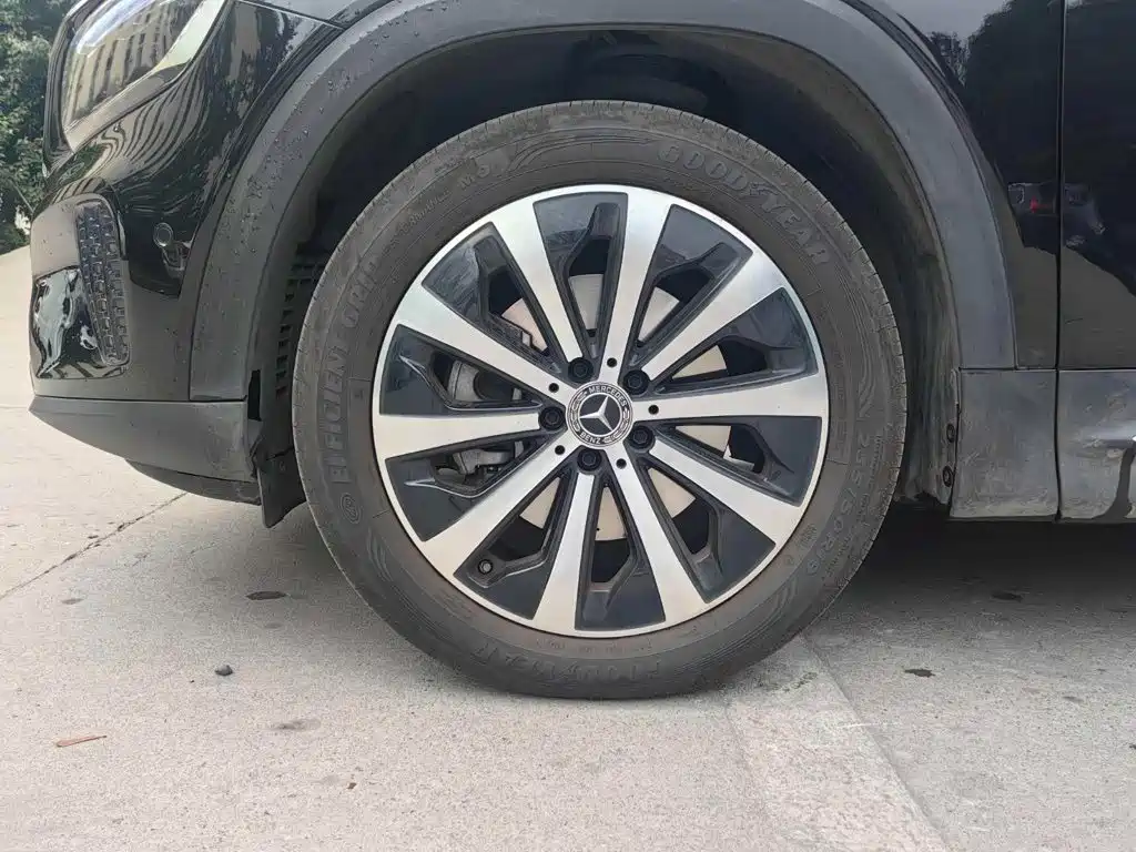 Mercedes-Benz GLB — миниатюра 22