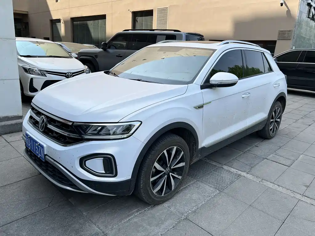 Volkswagen T-Roc 2023