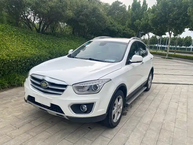 2013 Bestune X80