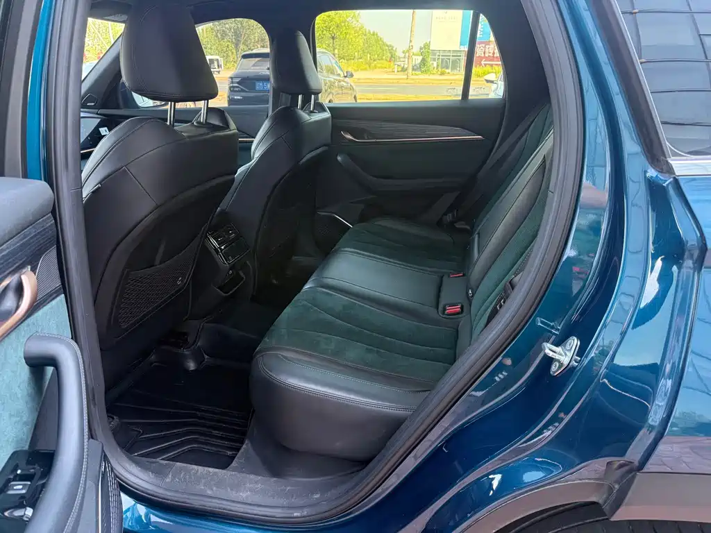 Geely Xingyue L — миниатюра 8
