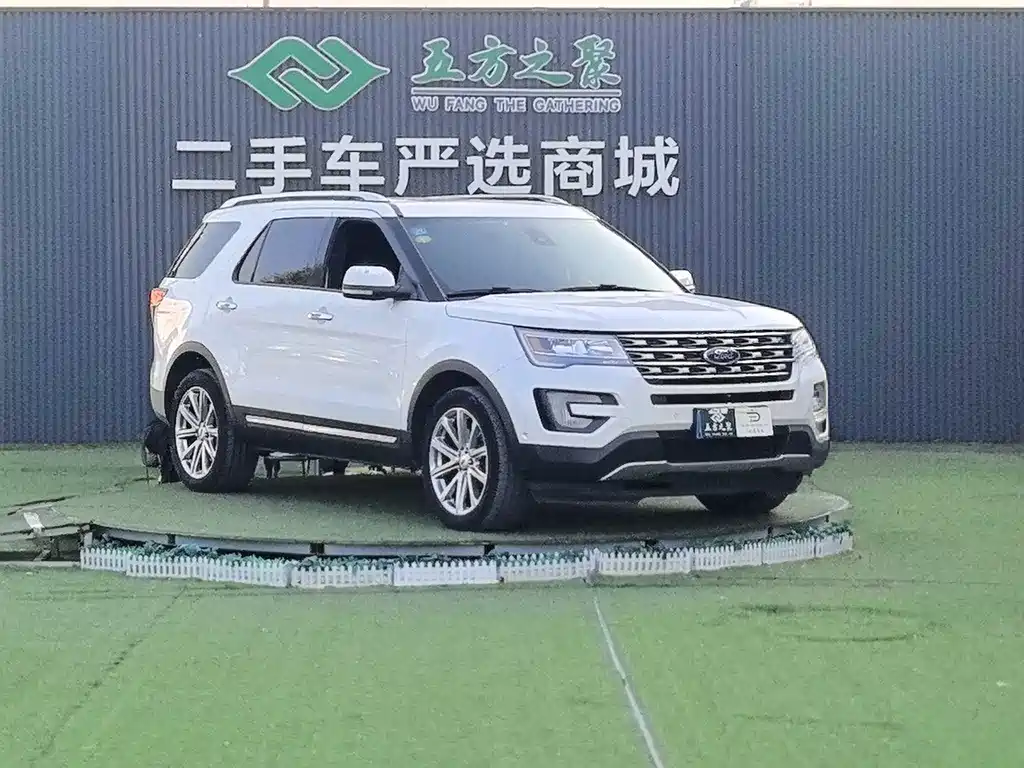 Ford Explorer (Import) — миниатюра 3