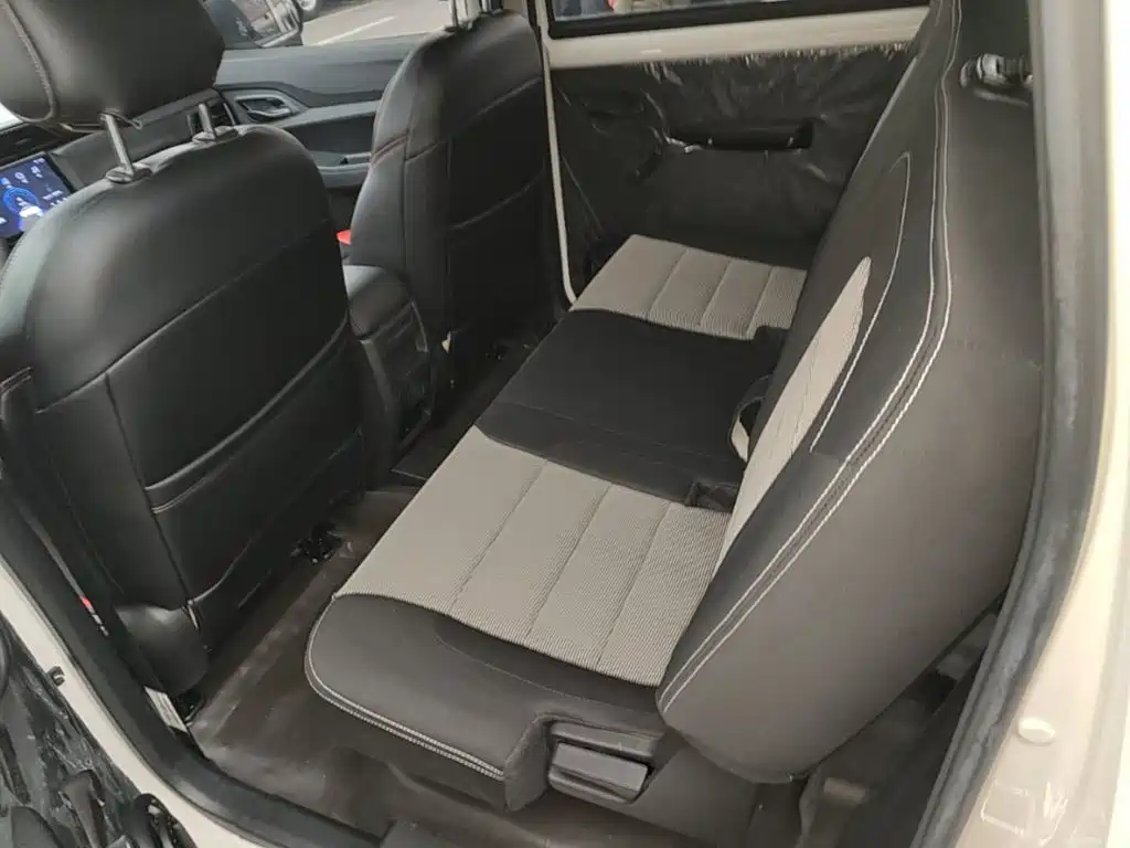 Wuling Hongguang — миниатюра 17
