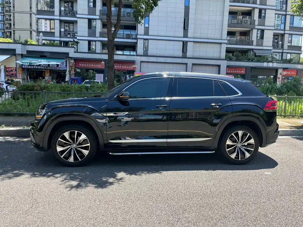 Volkswagen Teramont — миниатюра 4