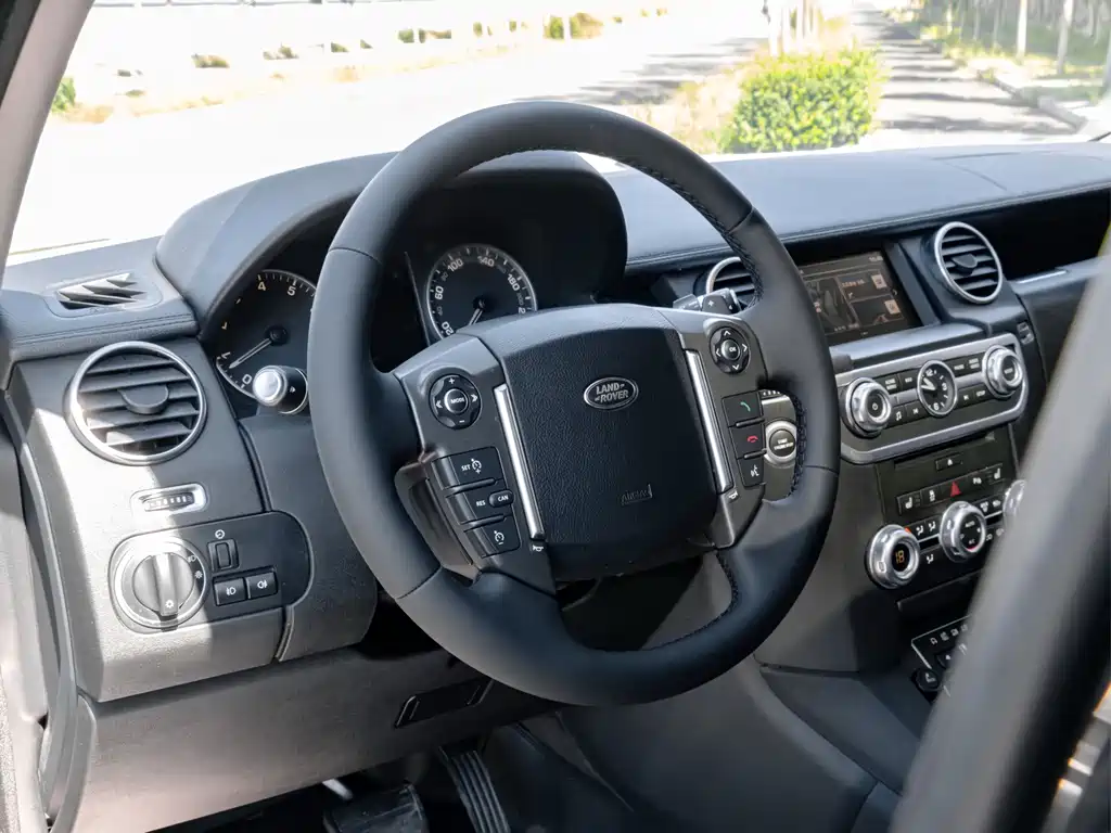 Land Rover Discovery — миниатюра 20