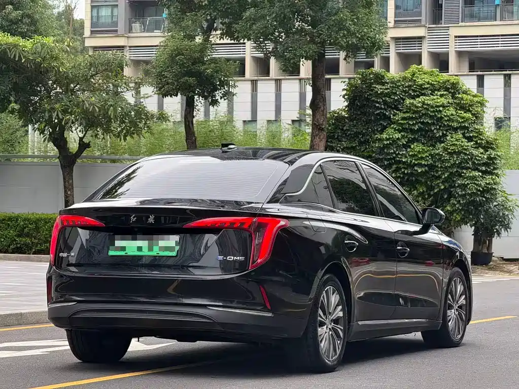 Hongqi Hongqi E-QM5 — миниатюра 10