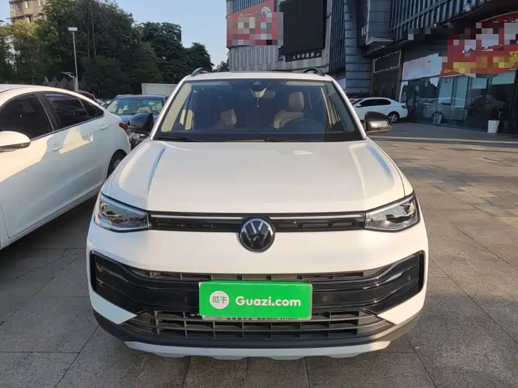 Volkswagen Tharu — миниатюра 3