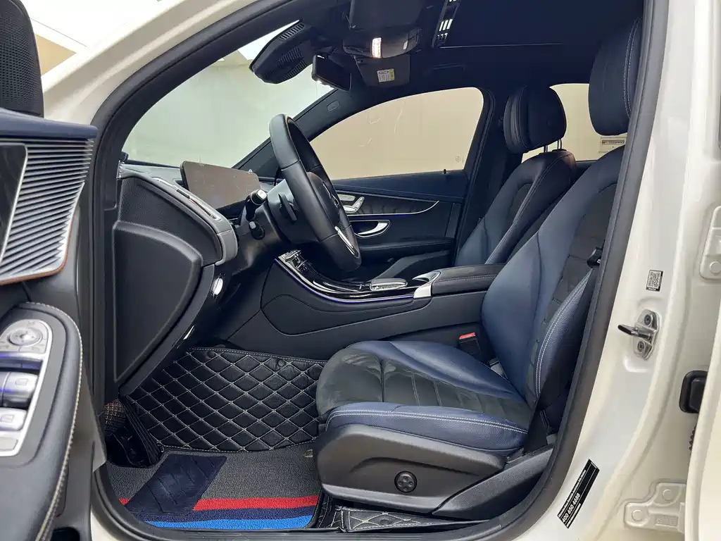 Mercedes-Benz EQC — миниатюра 8