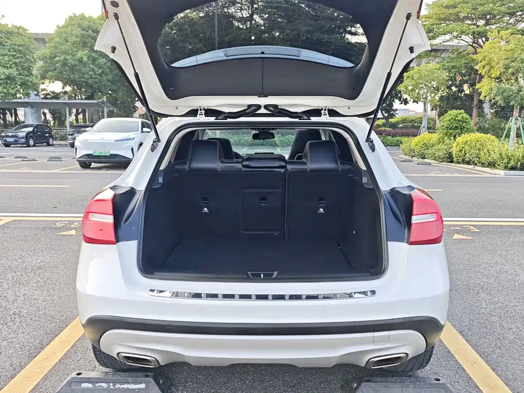 Mercedes-Benz GLA — миниатюра 20