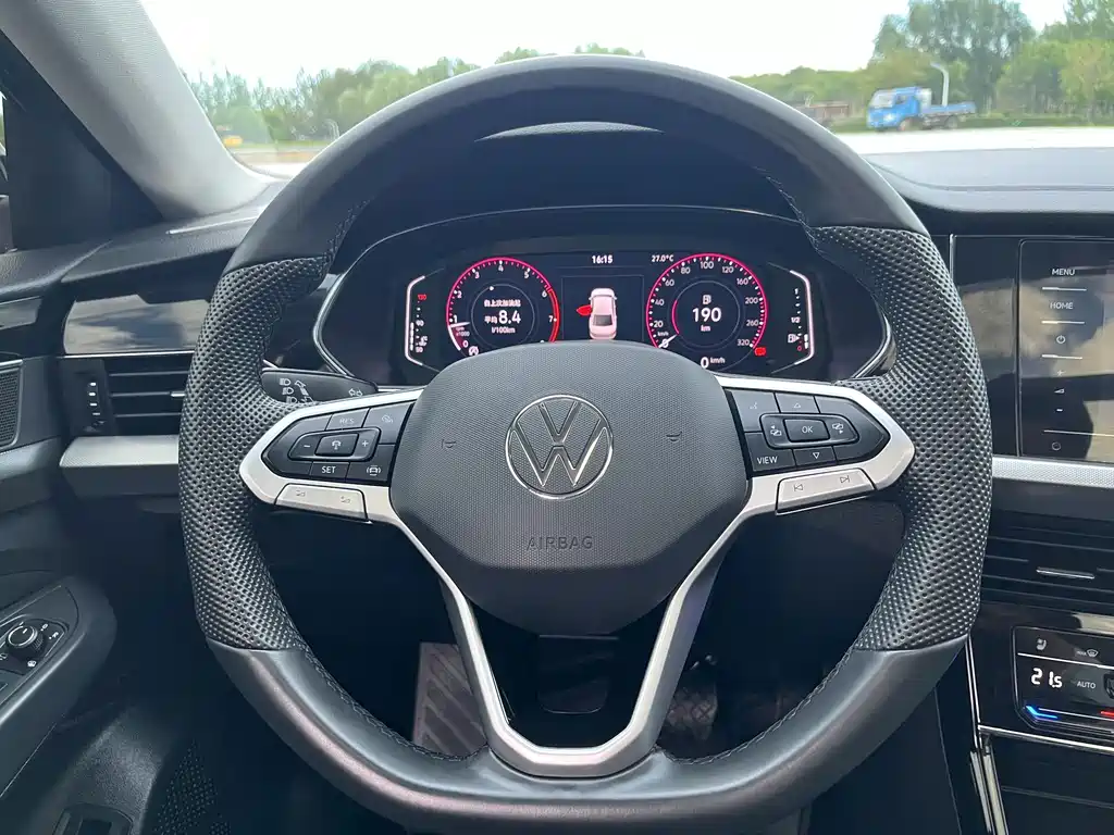 Volkswagen Passat — миниатюра 15