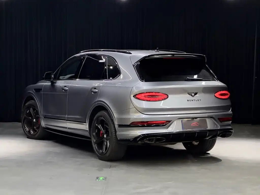 Bentley Bentayga — миниатюра 6