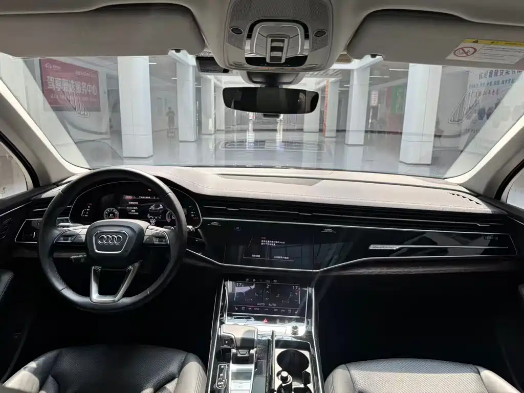 Audi Q7 — миниатюра 14