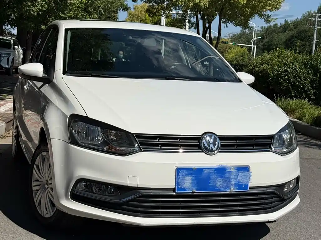 Volkswagen Polo — миниатюра 2