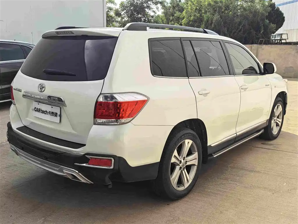 Toyota Highlander — миниатюра 9