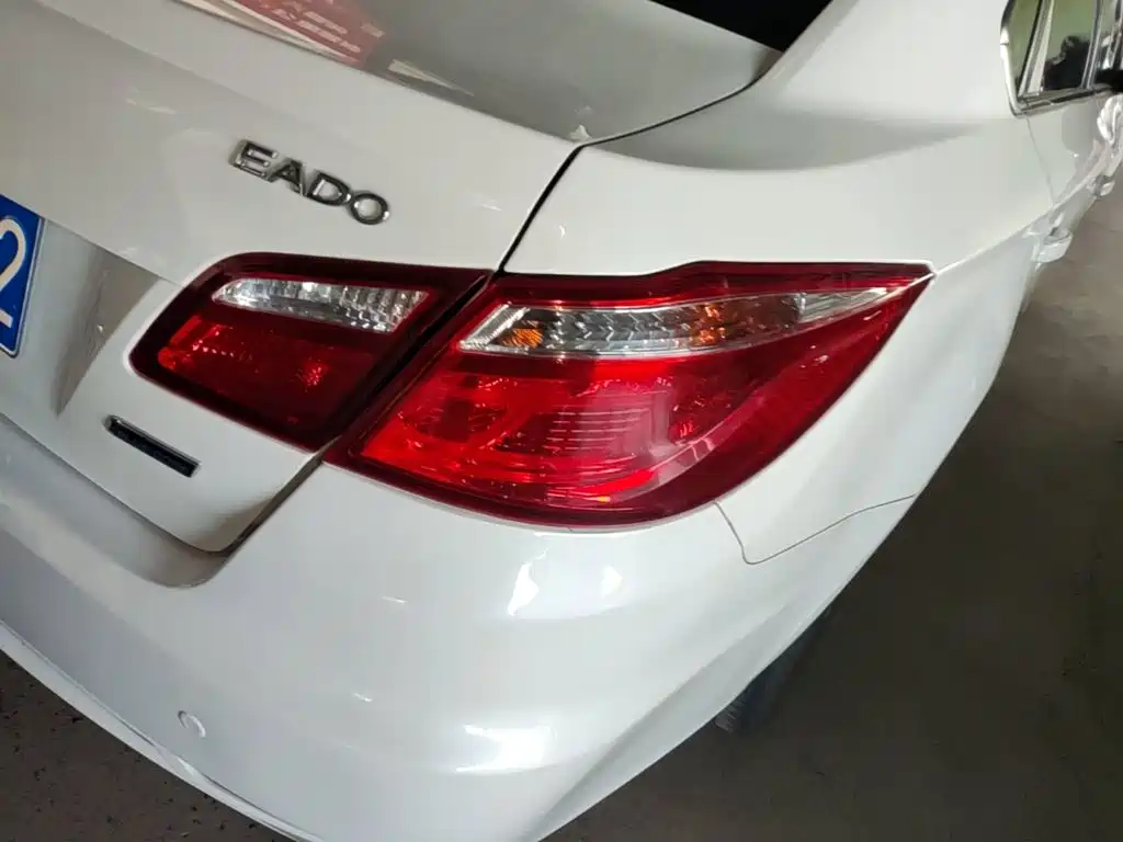 Changan Eado — миниатюра 8